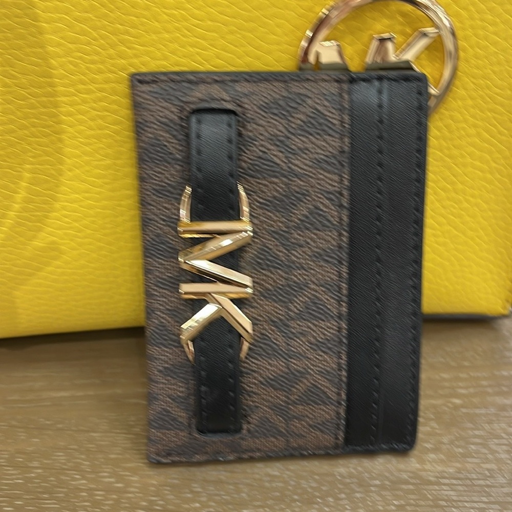 MICHAEL KORS Reed Large Card Holder Case Wallet 
Brown /Black MK Signature NWT - Picture 7 of 16